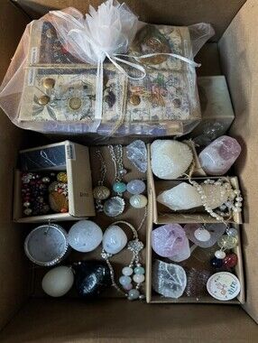 Treasure Book Box | 3 books | Jewlery, Crystals, Stickers & Much More